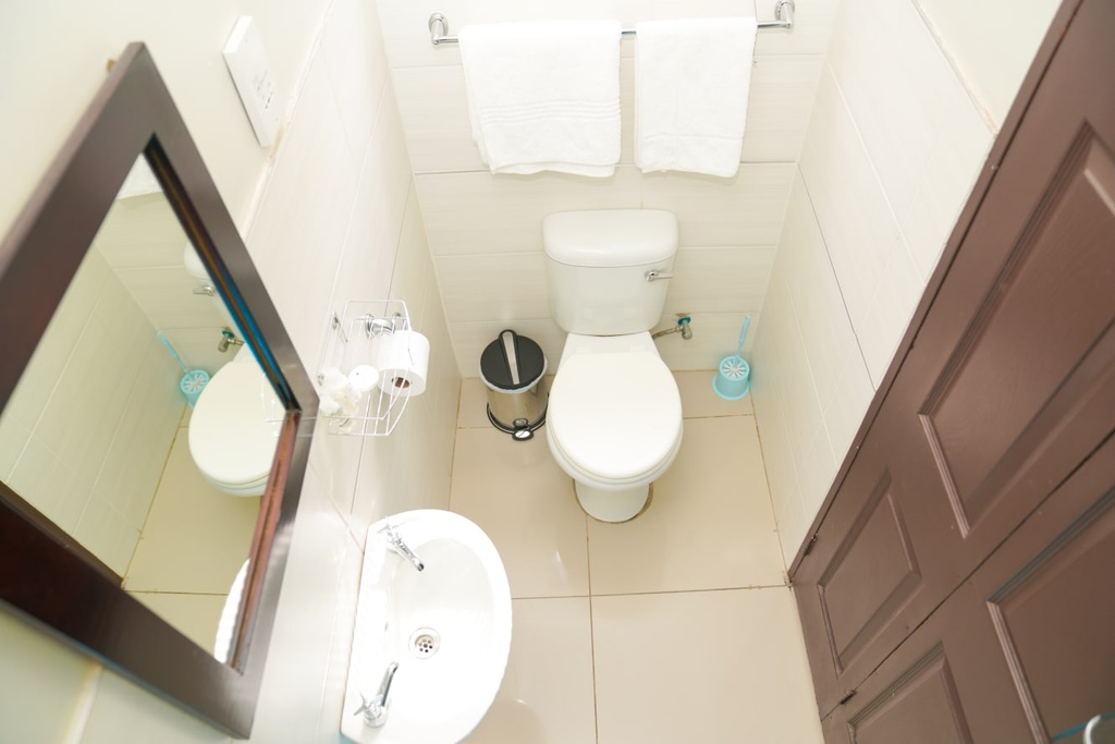 executive-room-sebina-06.jpg