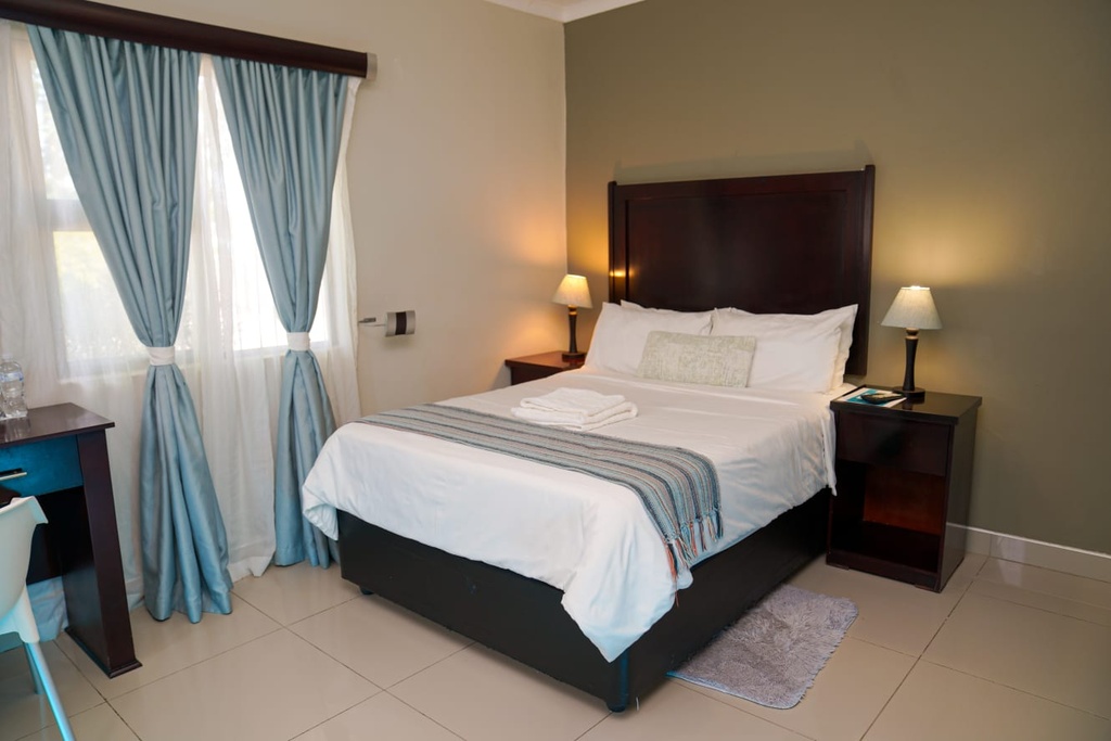 Standard Room (Sebina) (05)